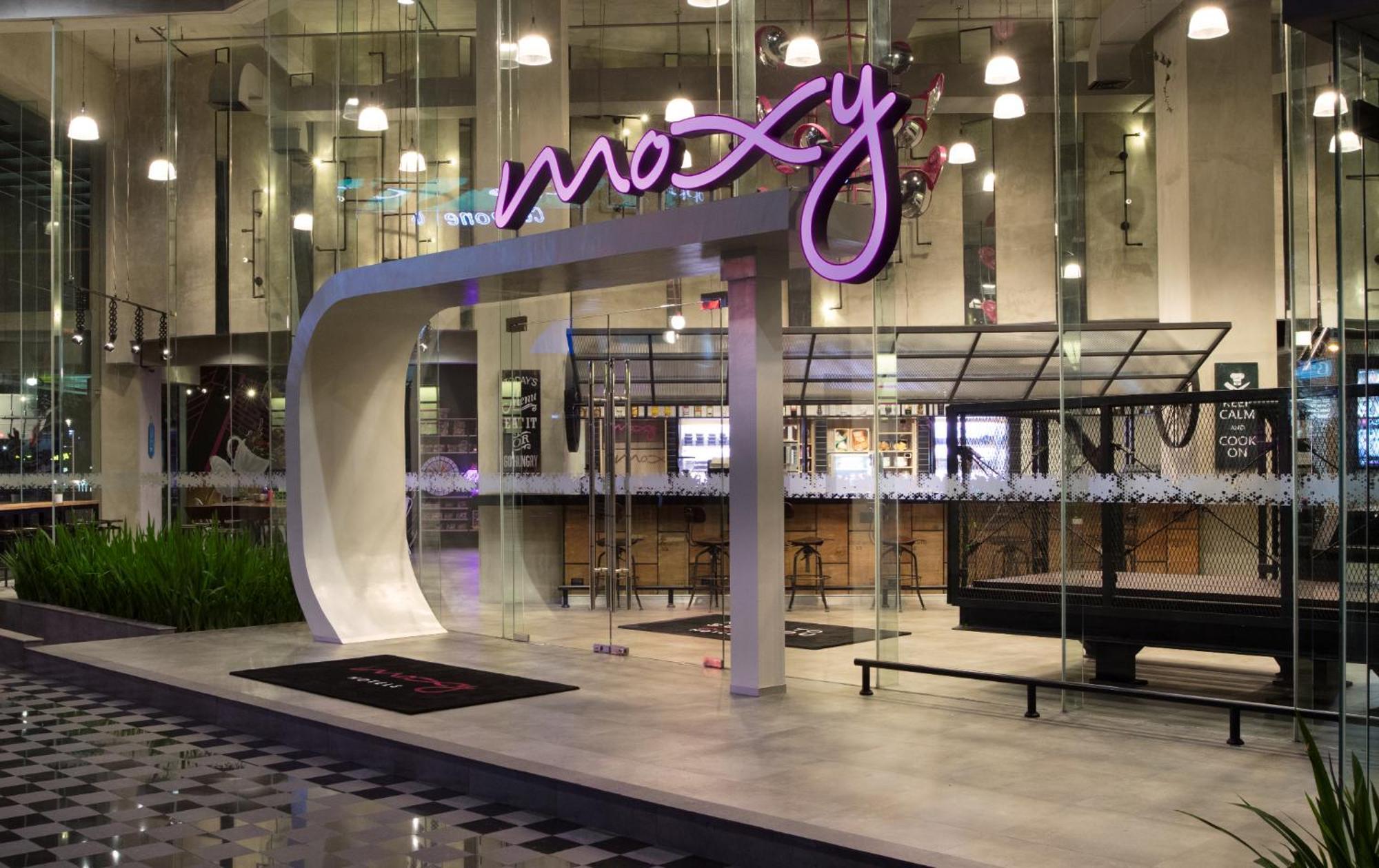 Moxy Bandung Hotel Exterior photo